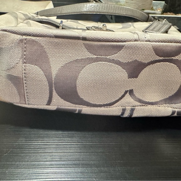Coach Signature Shoulder Bag in Gray and Cream - Picture 8 of 8